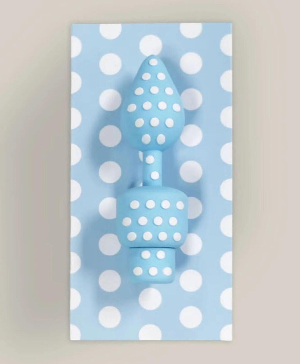 הבאט פלאג USB של לילי אלן (צילום מסך אינסטגרם) הבאט פלאג USB של לילי אלן