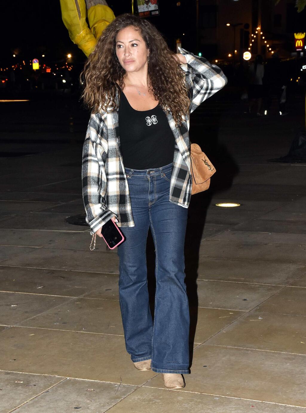 רק נחתה. ליהיא גרינר (צילום: אמיר מאירי) פרמיירה משכנא הבימה