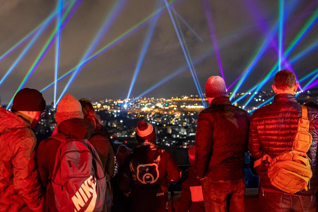 Hanukkah across Jerusalem (Photo: Dor Pazuelo) חנוכה בירושלים