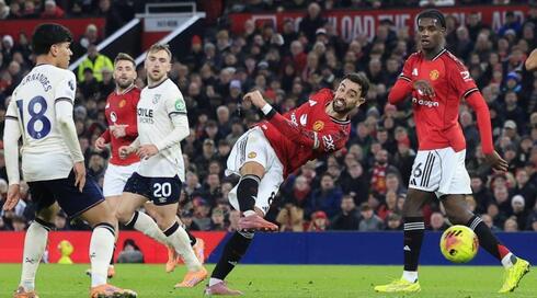 ניסיון בעיטה של ברונו