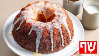 בלי מיקסר: עוגת קוקוס ומיץ תפוחים