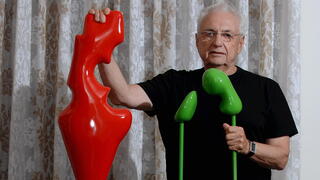 פרנק גרי במהלך ביקור בארץ