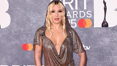 מילי בובי בראון בטקס פרסי הבריטס, 2025