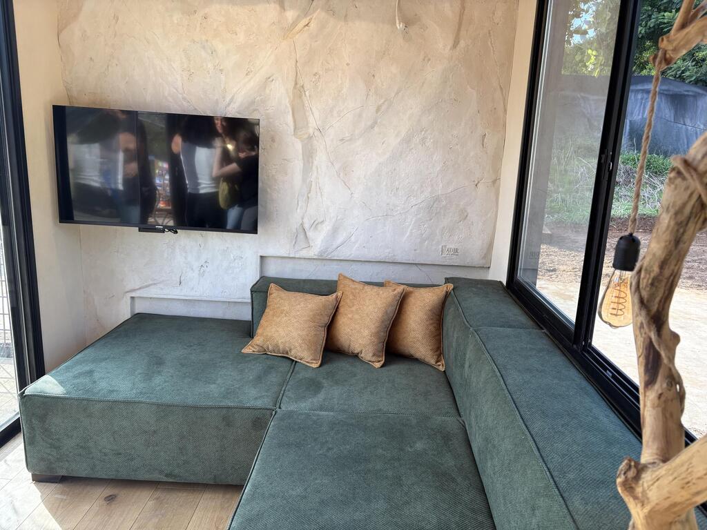 בית המכולה בני ציון minima