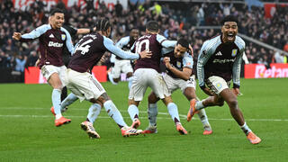 שחקני אסטון וילה בטירוף אחרי השער של אמיליאנו בואנדיה