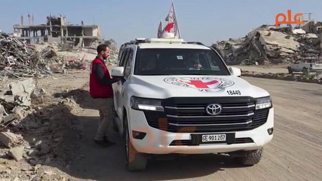 Машина Красного Креста в Газе. Архив חיפושים בשכונת זייתון