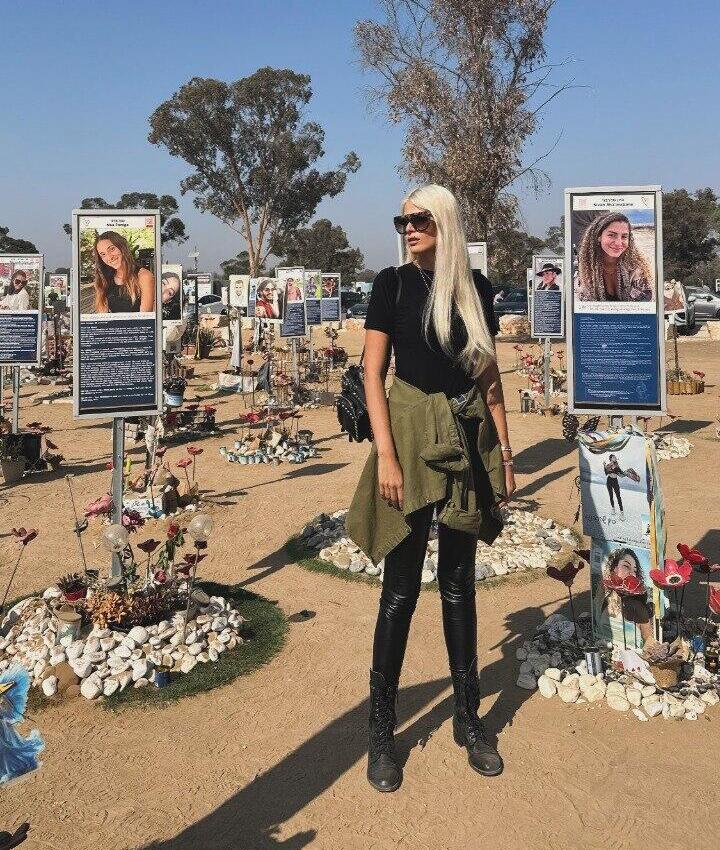 מרים מטובה באתר ההנצחה לנרצחי פסטיבל הנובה