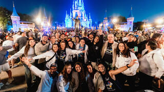 התצפיתניות בקריוקי, אלקנה ויוסף ברכבת הרים