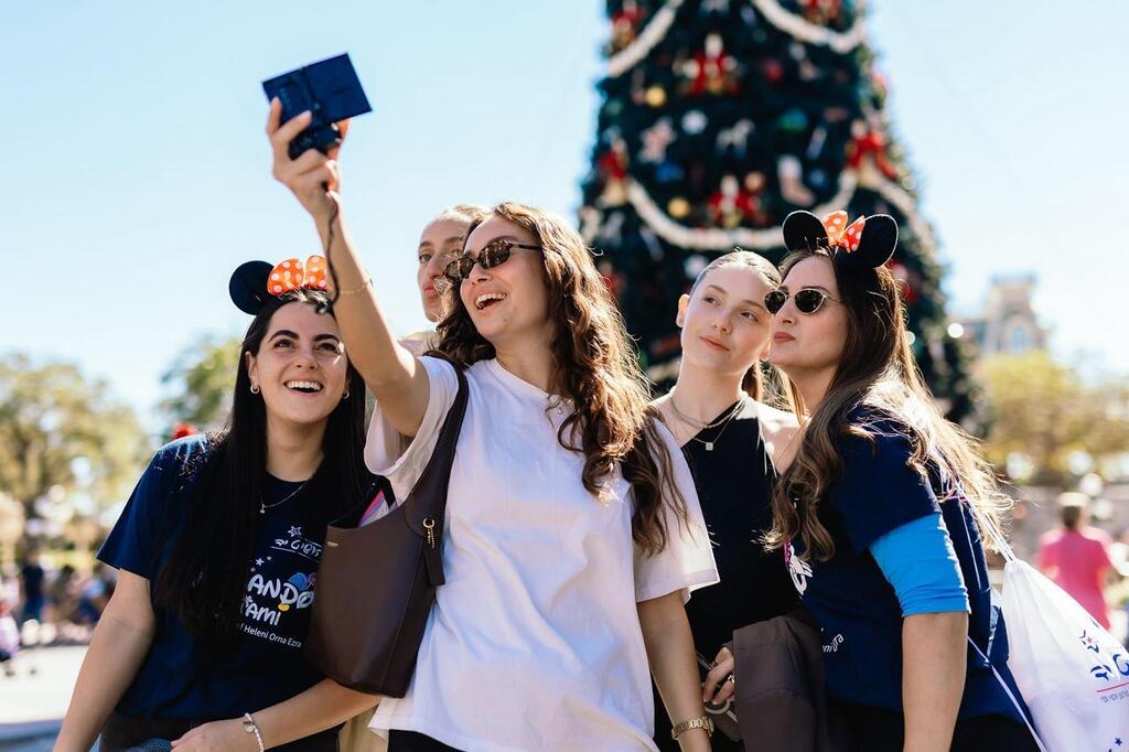 Selfie, Gaya Calderon (Photo: Asaf Angel) גאיה קלדרון