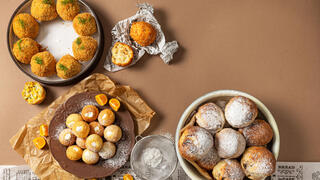 קחו כדור: לחמניות מתוקות, פאני פורי עם מסקרפונה וקרוקטים עם תירס