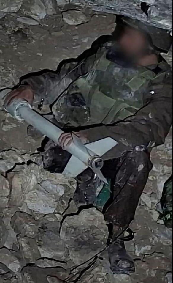 מצבור הרקטות שאותר בביתו של החשוד