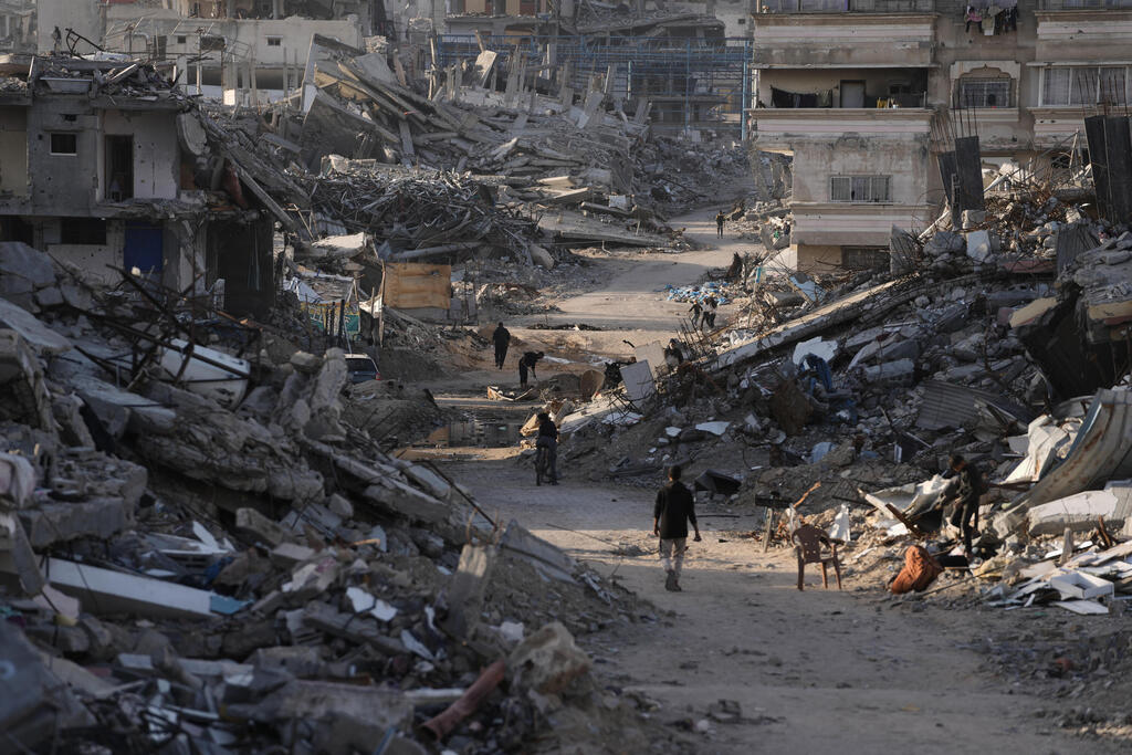 Photo: AP Photo/Jehad Alshrafi ג'באליה עזה הריסות