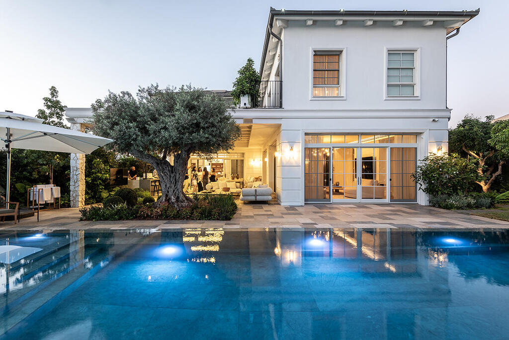 בית בסגנון טוסקנה בשרון, אדריכלות ועיצוב פנים: שירלי דן