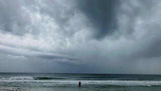 סערת הבזק החלה, אזהרה ממשבי רוח של עד 110 קמ"ש