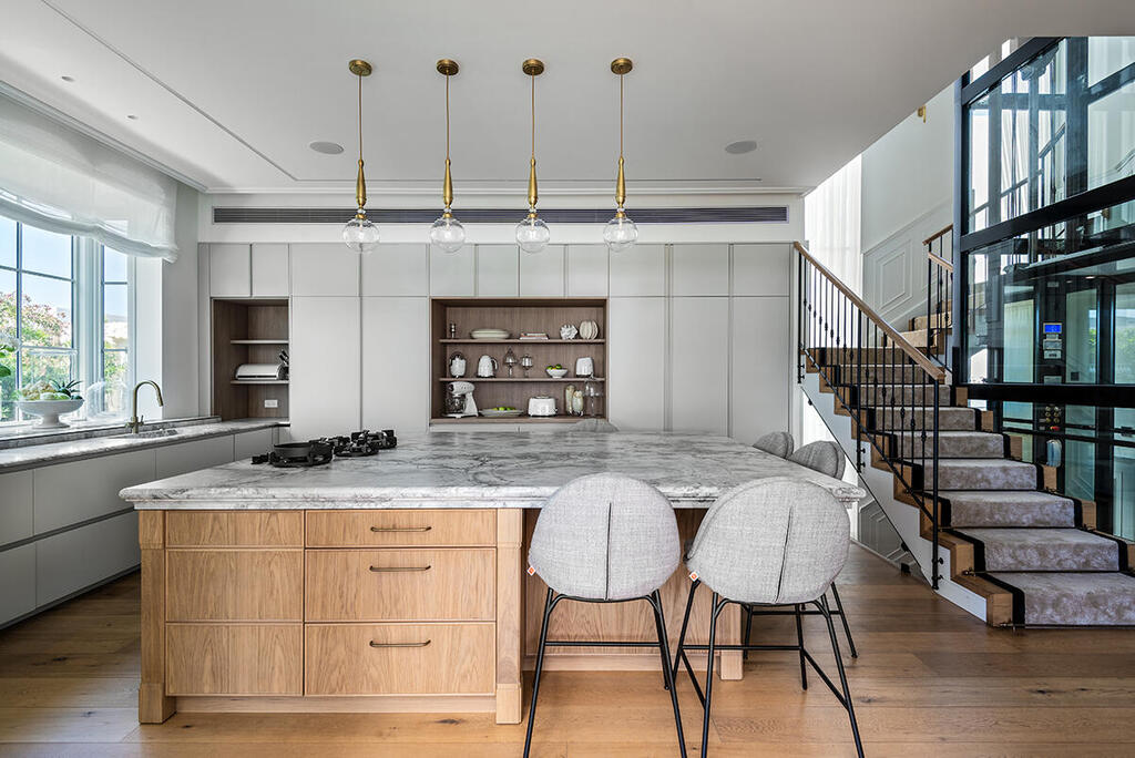 בית בסגנון טוסקנה בשרון, אדריכלות ועיצוב פנים: שירלי דן