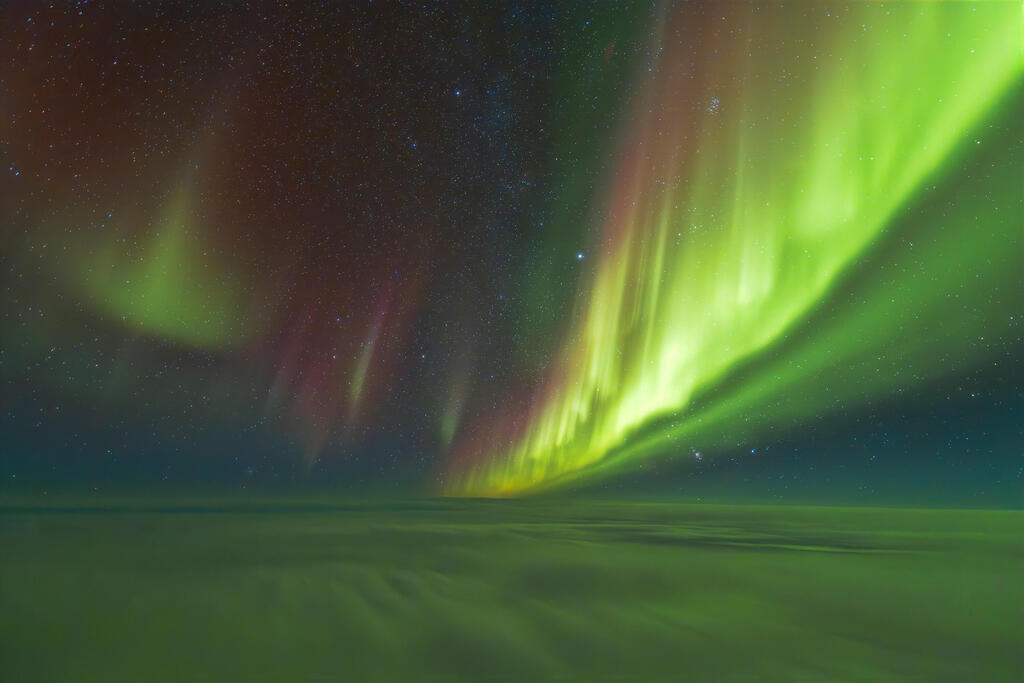 Speechless – Hudson Bay, Canada (Ralf Rohner / The 2025 Northern Lights photographer of the year) צילומי הזוהר הצפוני היפים בעולם