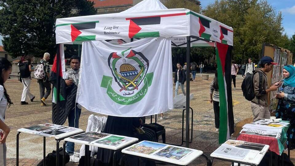 Pro-Palestinian 'information booth' in Cape Town "דוכן הסברה" פרו פלסטיני בקייפטאון