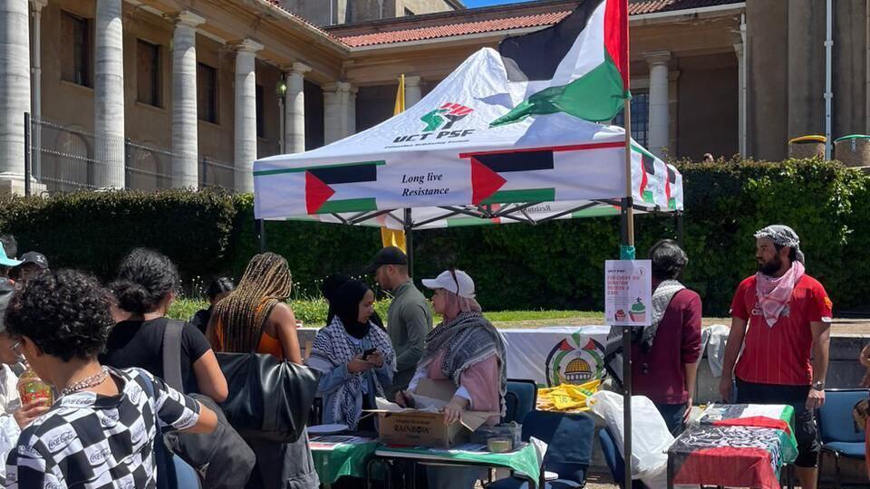 Anti-Israeli stalls in Cape Town דוכנים אנטי-ישראליים בקייפטאון