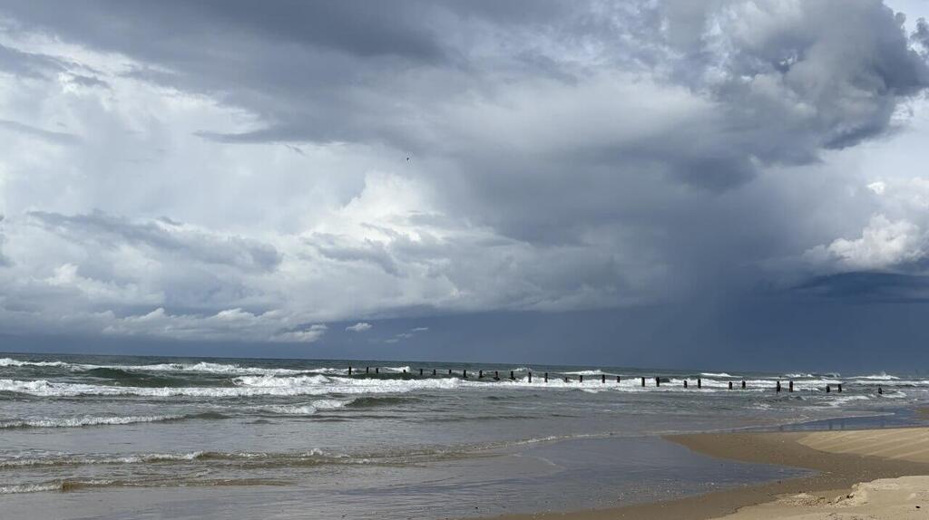 היישובים שבהם ירדו כבר יותר מ-100 מ"מ גשם - והשיא של "ביירון" שצפוי מהצהריים