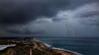 ברקים בראש הנקרה