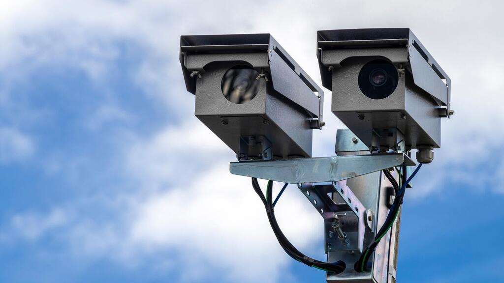 The ambition - 500 new speed cameras in 250 sections; illustration (Photo: Alf Ribeiro/shutterstock) מצלמות מהירת