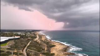 ברקים מעל הים בראש הנקרה