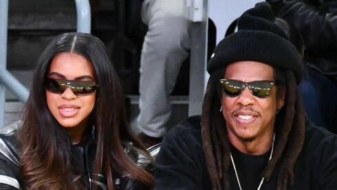 ג'יי זי עם בלו אייבי 