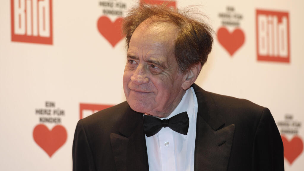 Photo: AP Photo/Kai-Uwe Knoth ארתור כהן