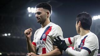 גונסאלו ראמוס חוגג