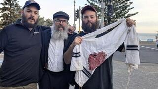 תיעוד: ירי המוני במסיבת חנוכה בסידני שבאוסטרליה