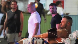 פינוי הפצועים בירי ההמוני בבונדיי ביץ' באוסטרליה