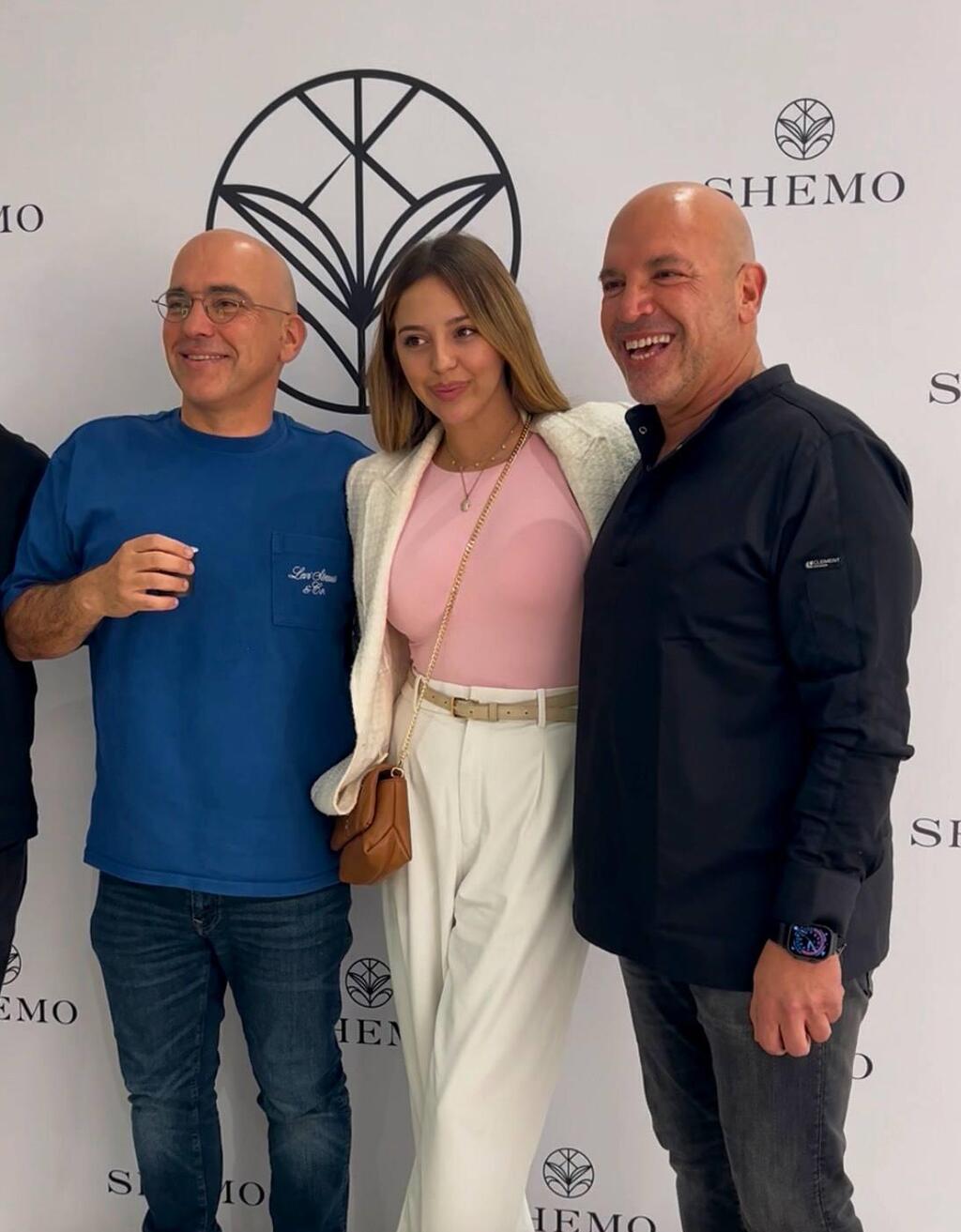 חג שמח שיהיה פה! (צילום: פרטי) אור שפיץ