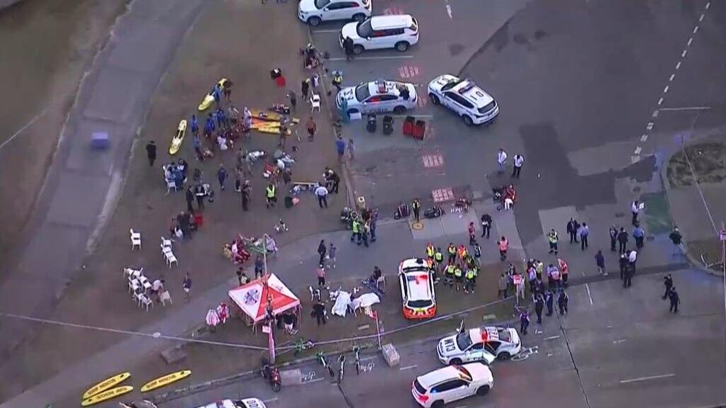 Scene of the Bondi Beach mass shooting (Photo: Reuters) זירת הירי ההמוני בבונדיי ביץ'