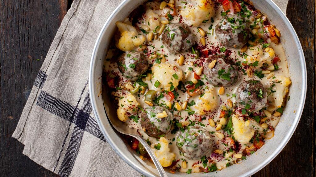 סינייה כרובית וקציצות קבב