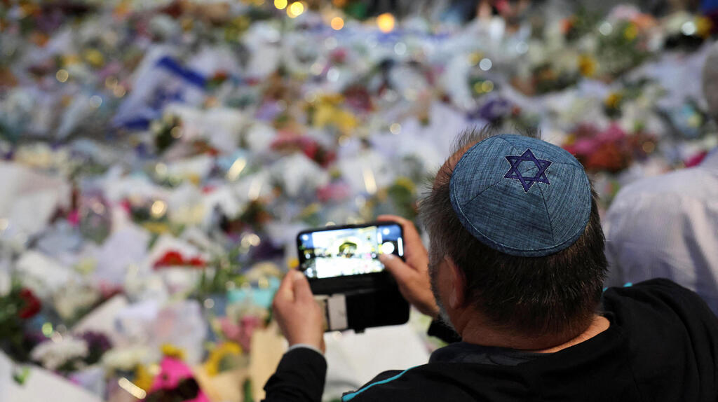 חשש מחקיינות  ג'יהאדיסטית: המסר לנציגויות ישראל בעולם אחרי הטבח בסידני