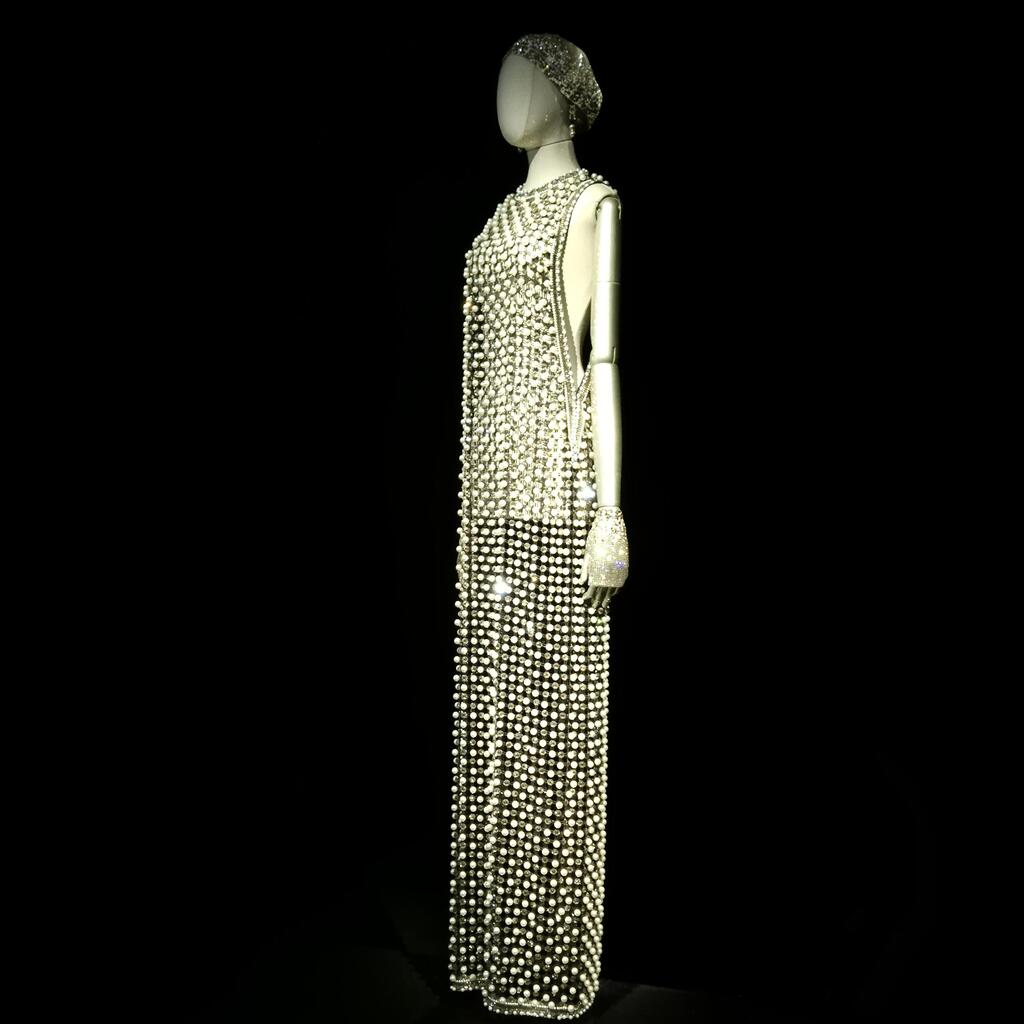The exhibition 'Armani Privé: 2005-2025 — 20 Years of Haute Couture' (Photo: Itay Yaacov) התערוכה "ארמאני פריווה: 2025-2005 – 20 שנות הוט קוטור"