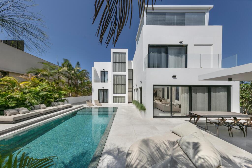 "The house had only walls and windows" (Photo: Elad Gonen) בית פרטי ליד חוף אשקלון, תכנון: מור זוארץ אדריכלות ועיצוב פנים