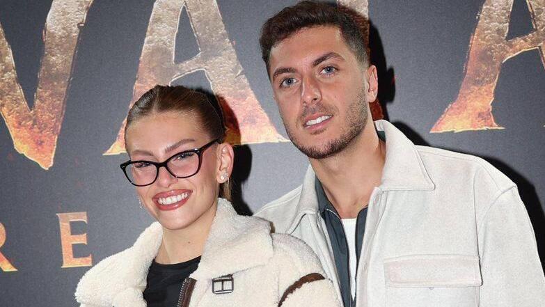 טיילור מלכוב אייזיק נקש