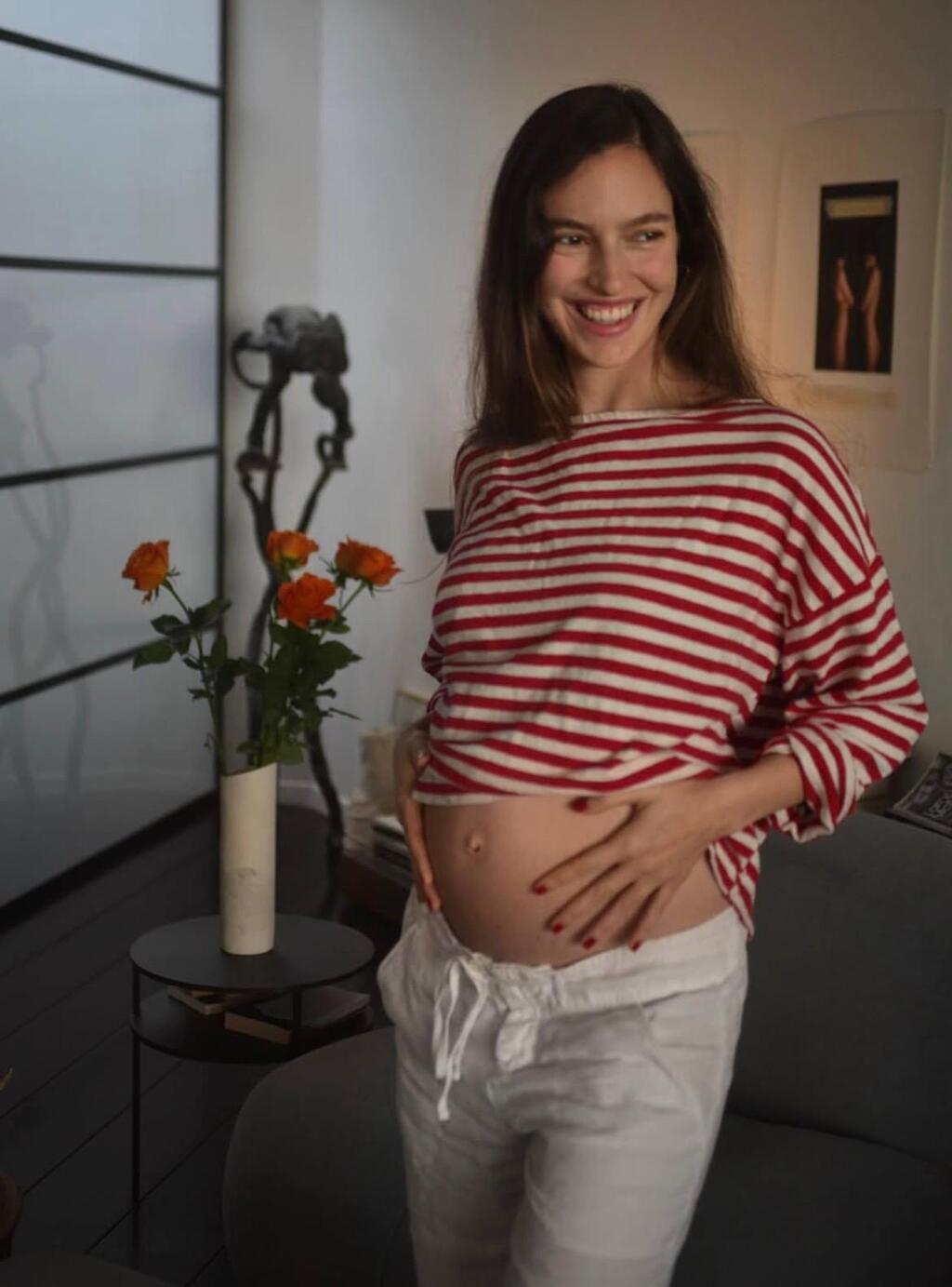 מזל טוב כפול! תום נשר (צילום: אינסטגרם) תום נשר