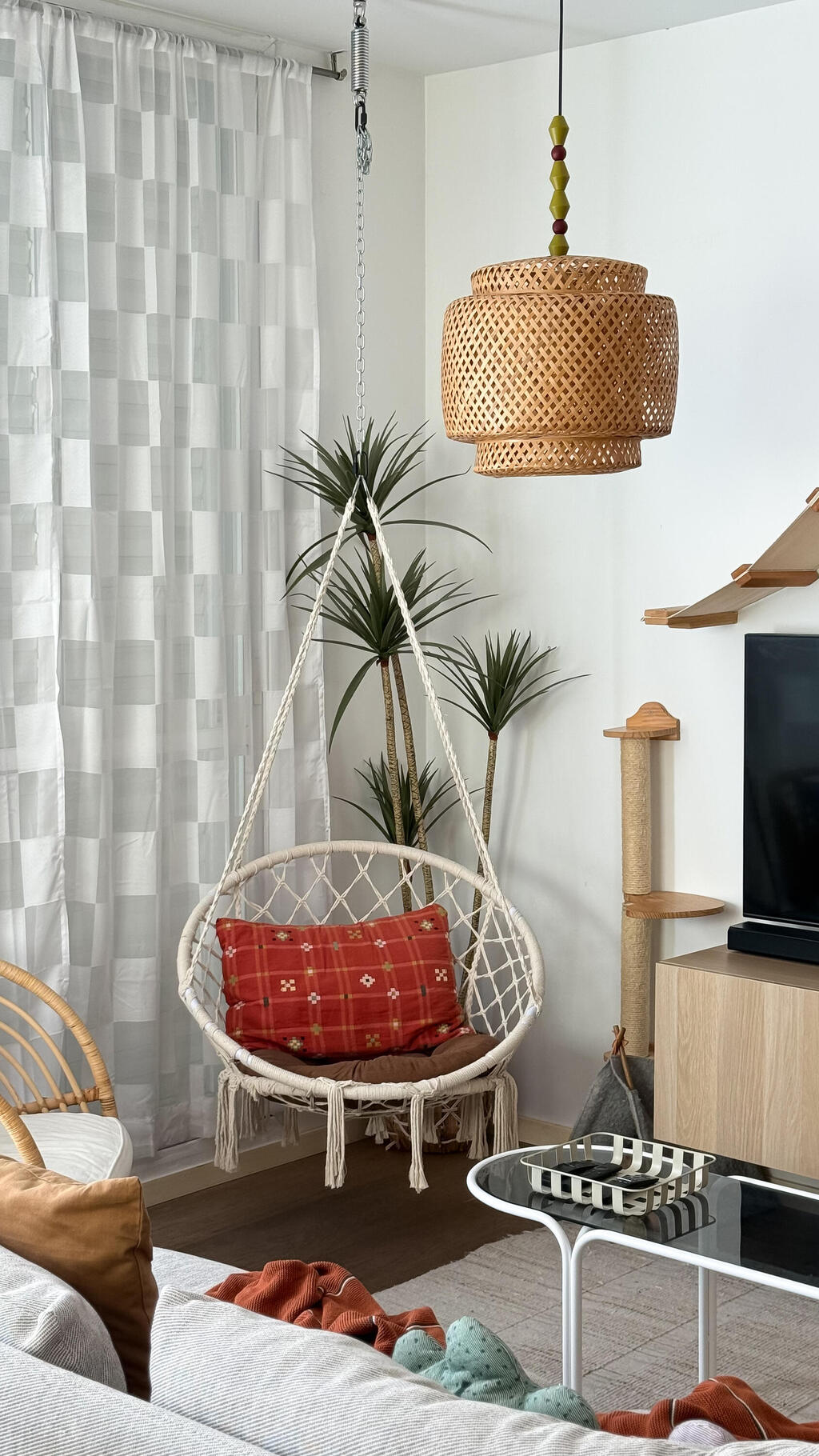 הדירה של בר וסתיו, כאן גרים