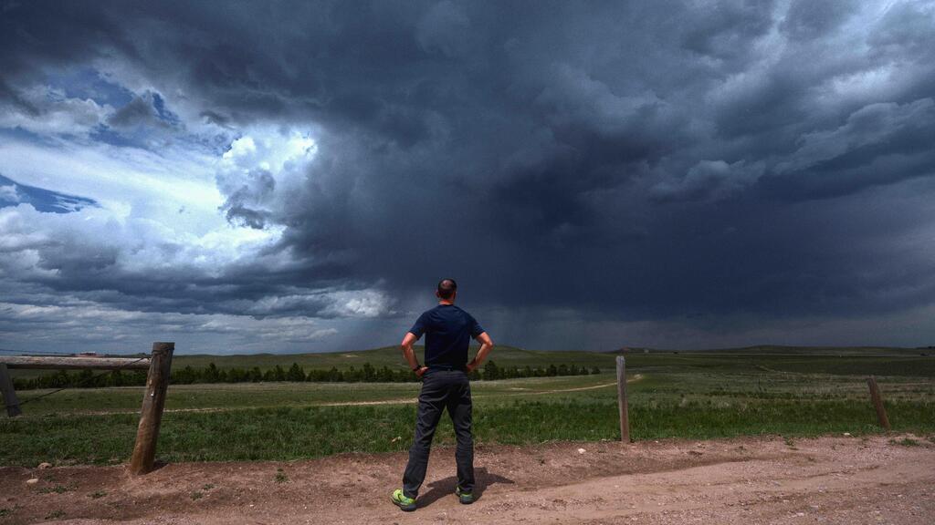 חלק גדול מהיום מוקדש להמתנה