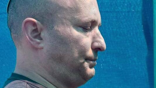 פרטים אישיים, מתקפות על חבריו למחנה - ואלפי טלפונים: בנט הודה שפרצו לו לטלגרם