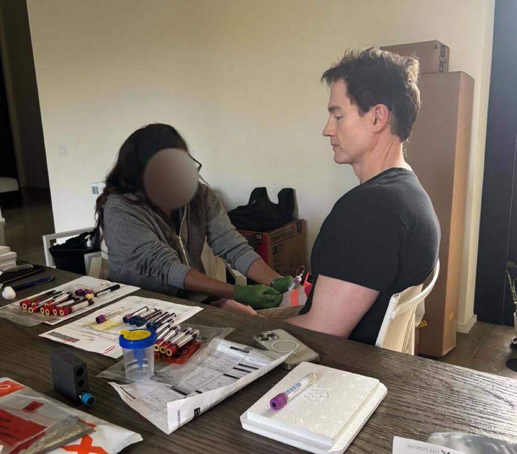 בריאן ג'ונסון ביוהאקר חיי אלמוות