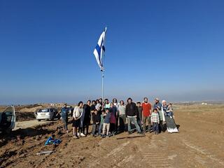 עשרות אזרחים נכנסו לעזה - והניפו דגל ישראל | תיעוד