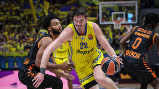 מכבי ת"א טי.ג'יי ליף ולנסיה בארנה בירושלים 