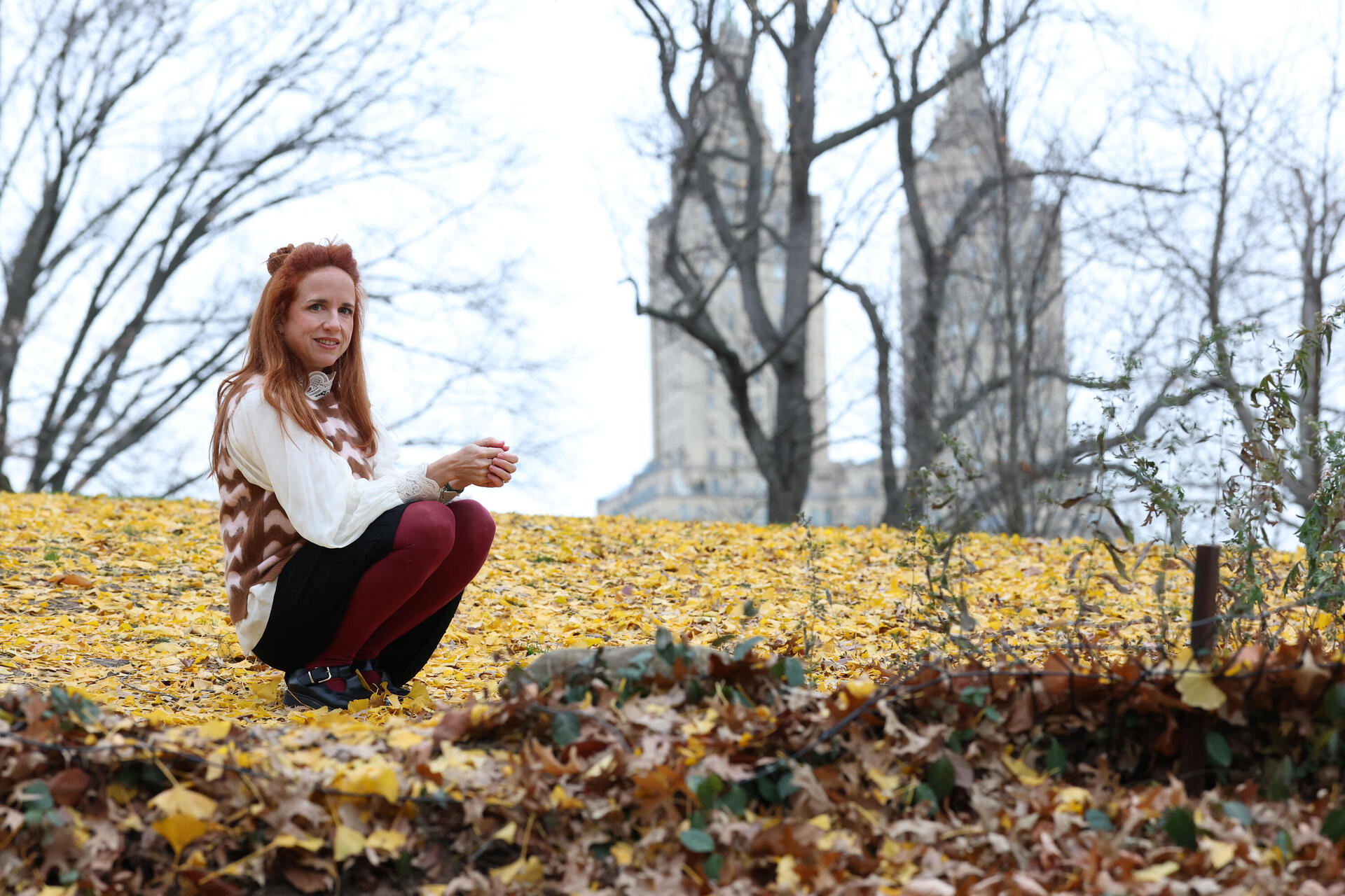 גם שהיא רחוקה מישראל, סתיו שפיר דואגת מעתיד הדמוקרטיה  