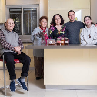 משפחת לינצקי, מודיעין