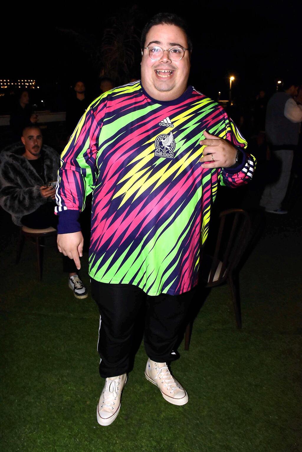 יום הולדת אורי צרור 