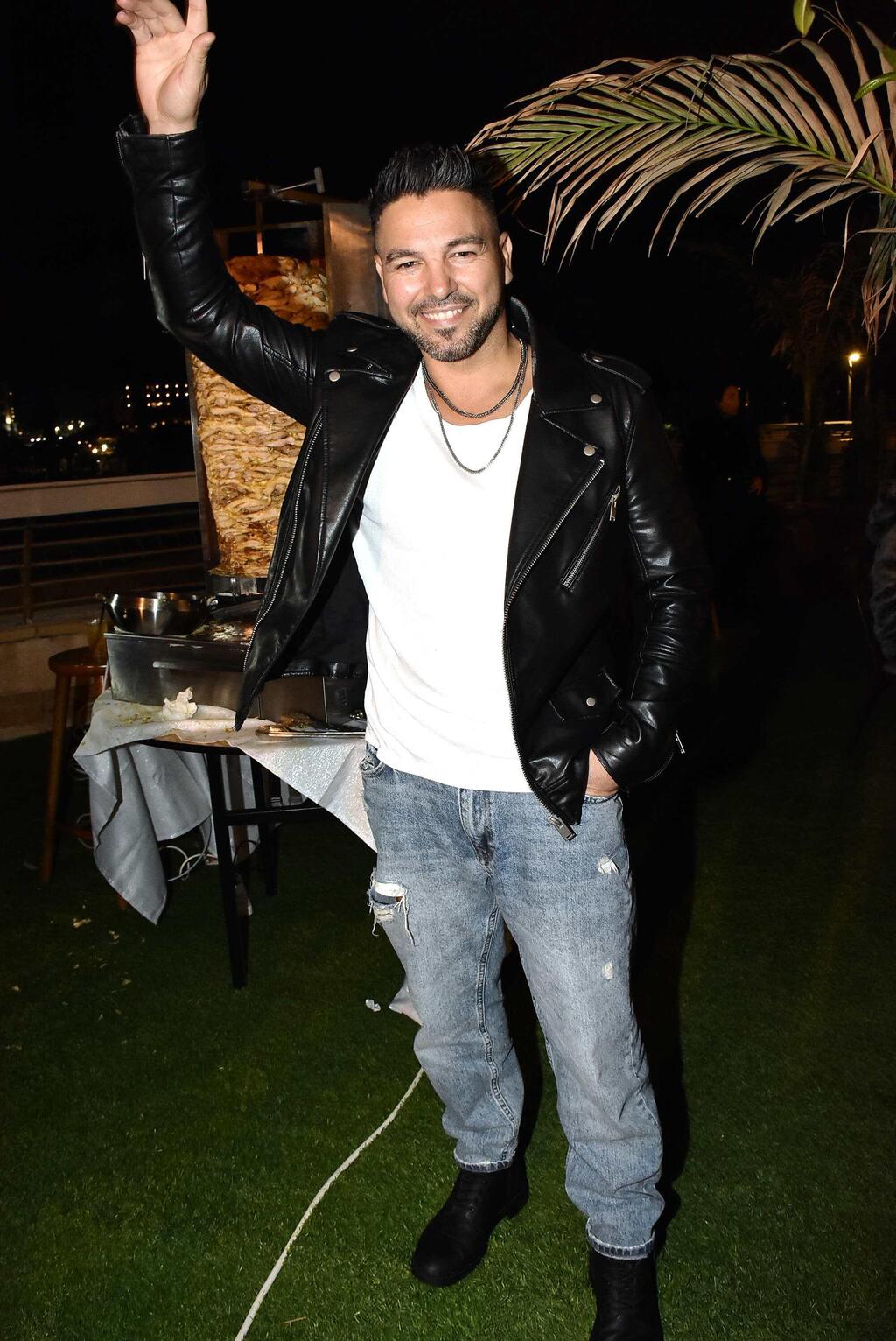 יום הולדת אורי צרור 