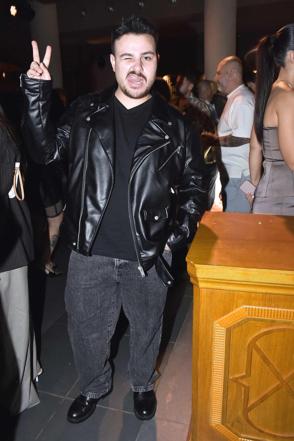 יום הולדת אורי צרור 